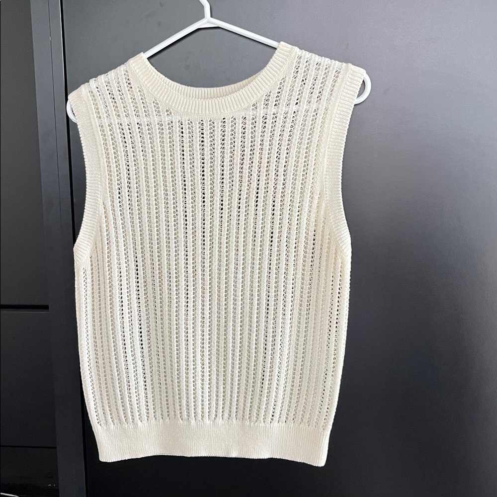 Ivory Uniqlo Mesh Knit Sleeveless Sweater